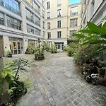 Beautiful Family Apartment - Canal Saint Martin
